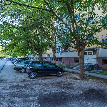 Nela 1bdr W Balcony Apartmán *